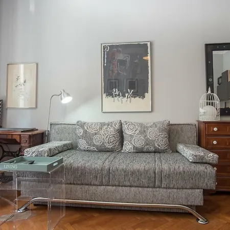 Lejlighed Cozy In The Heart Of